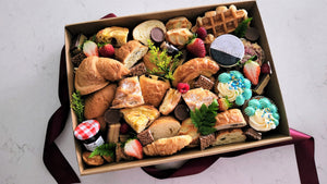 Medium Breakfast Box