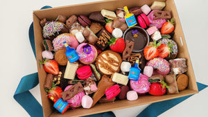 Medium Sugar Coma Dessert Box